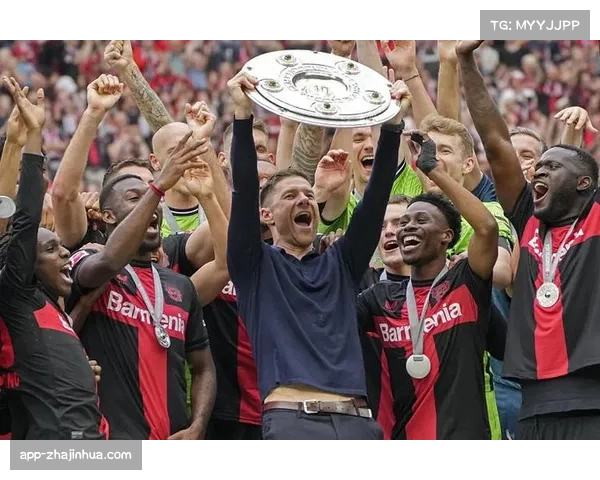 勒沃库森3-1逆转多特蒙德，提前五轮卫冕德甲冠军